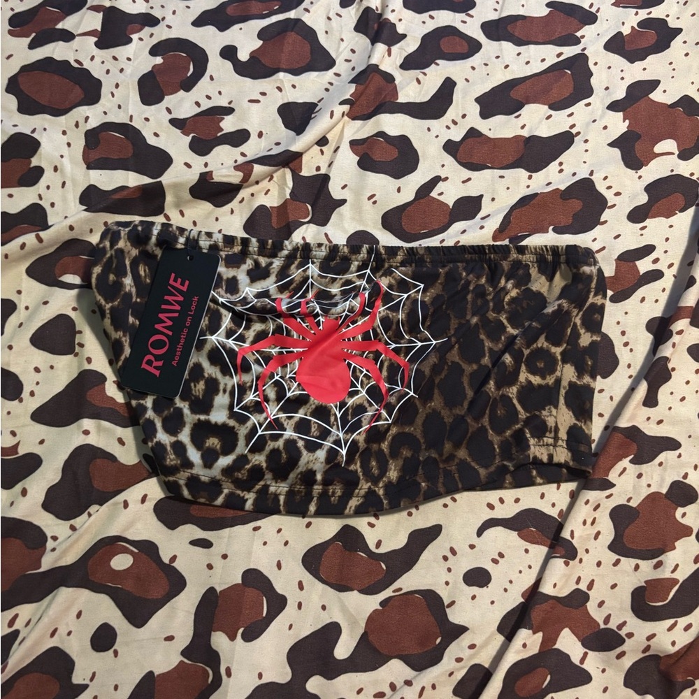 ROMWE Leopard Print Tube Top with Red Spider